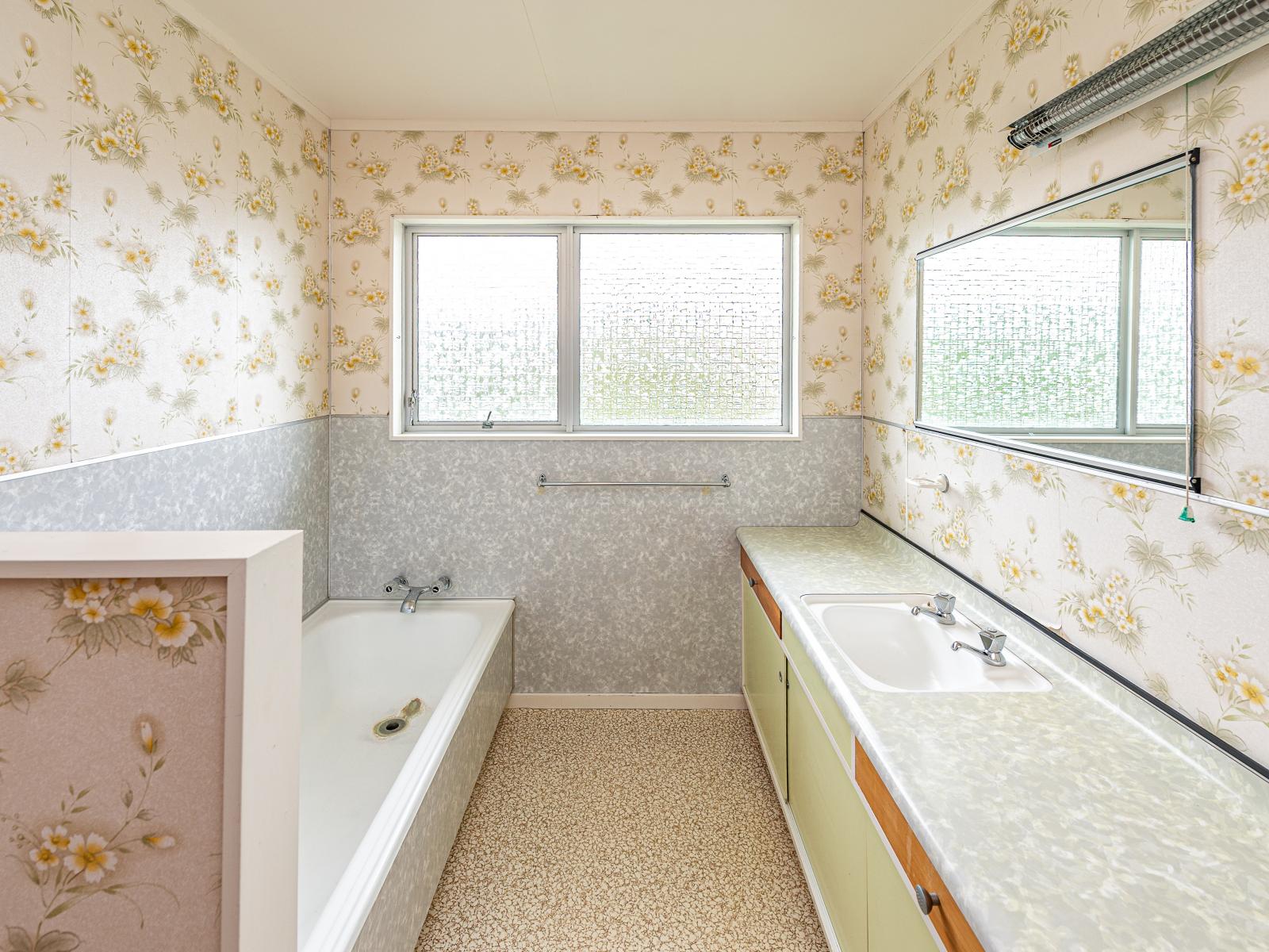 96 Great North Road, St Johns Hill