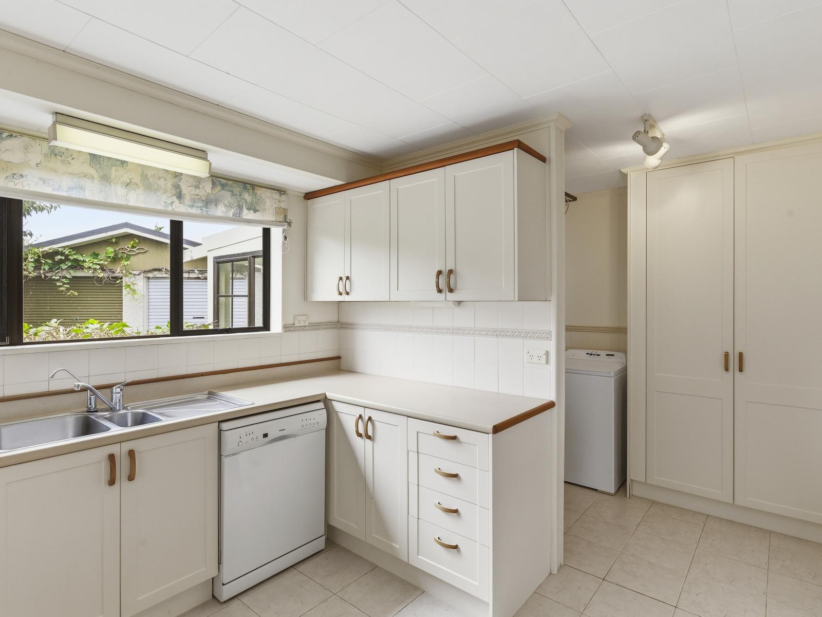 27 Brandon Street, Otaki