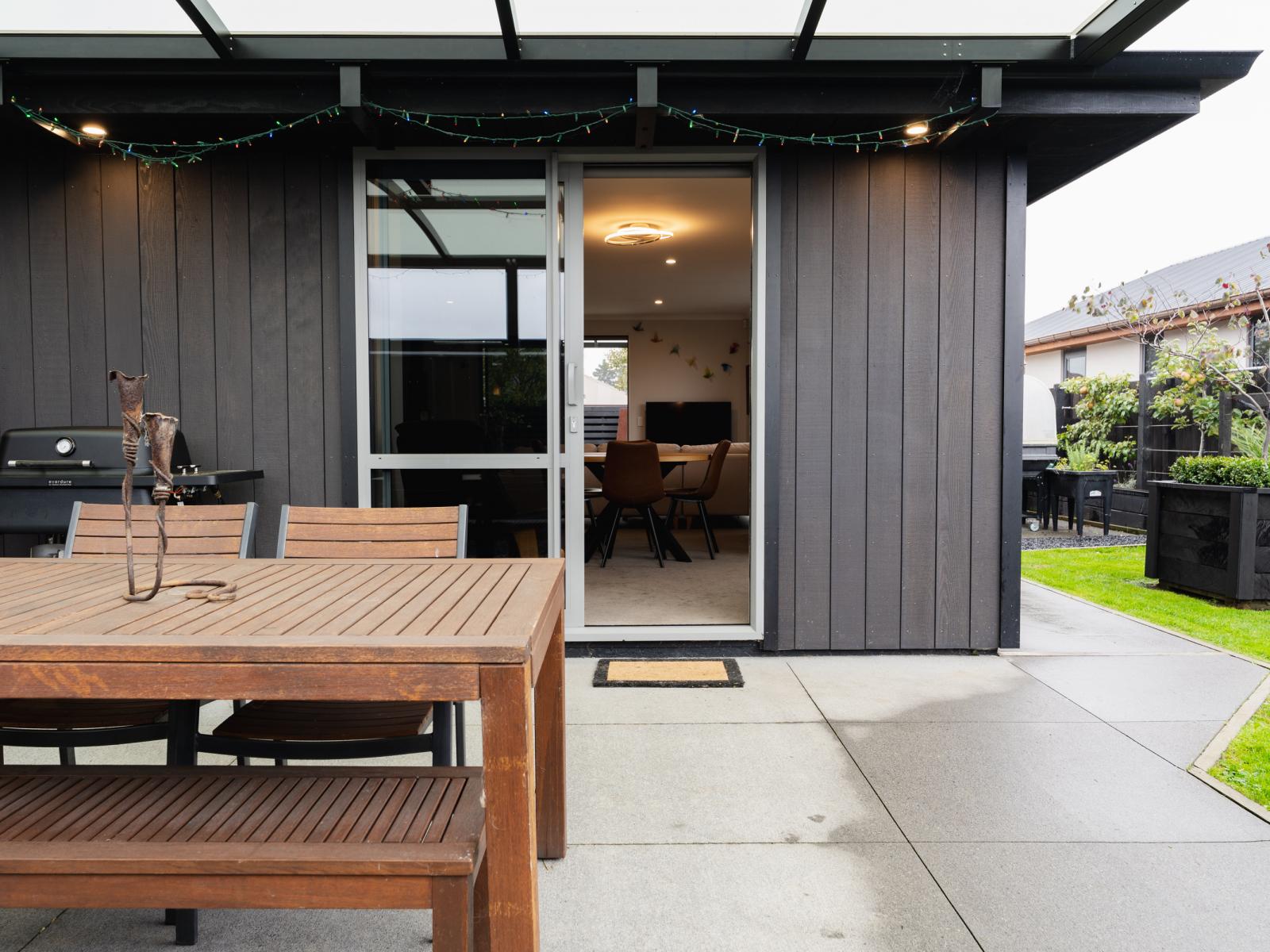 6 Lancaster Lane, Waldronville