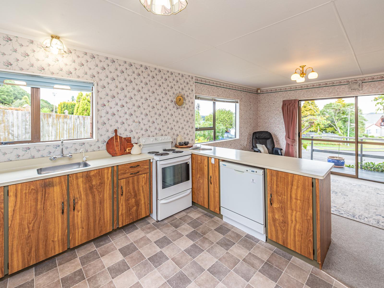 43 Parkdale Drive, Aramoho