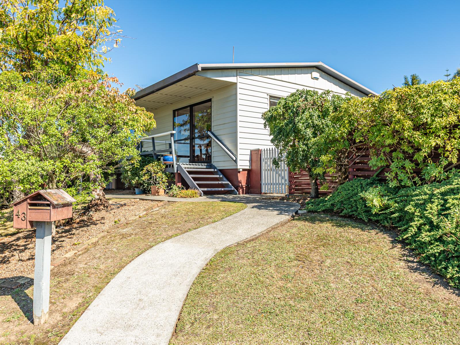 43 Parkdale Drive, Aramoho