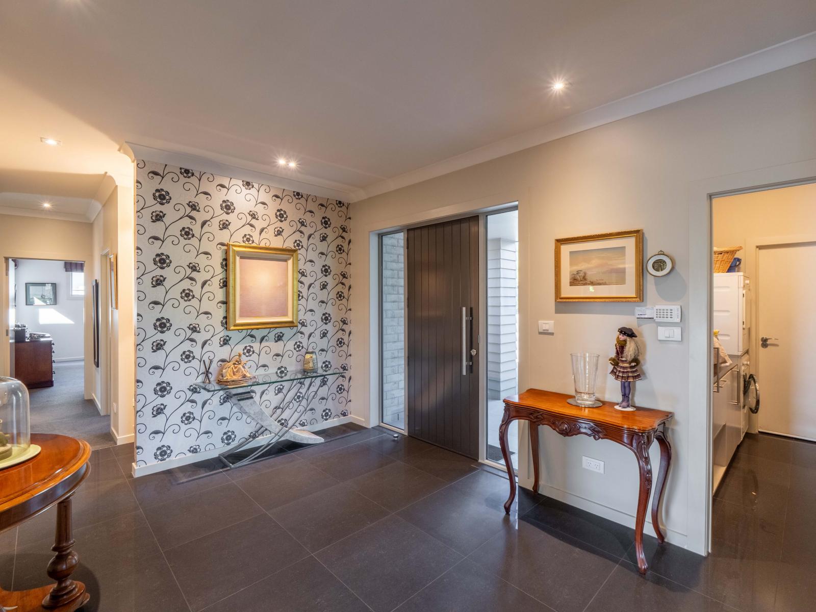 36 Albert Street, Gladstone