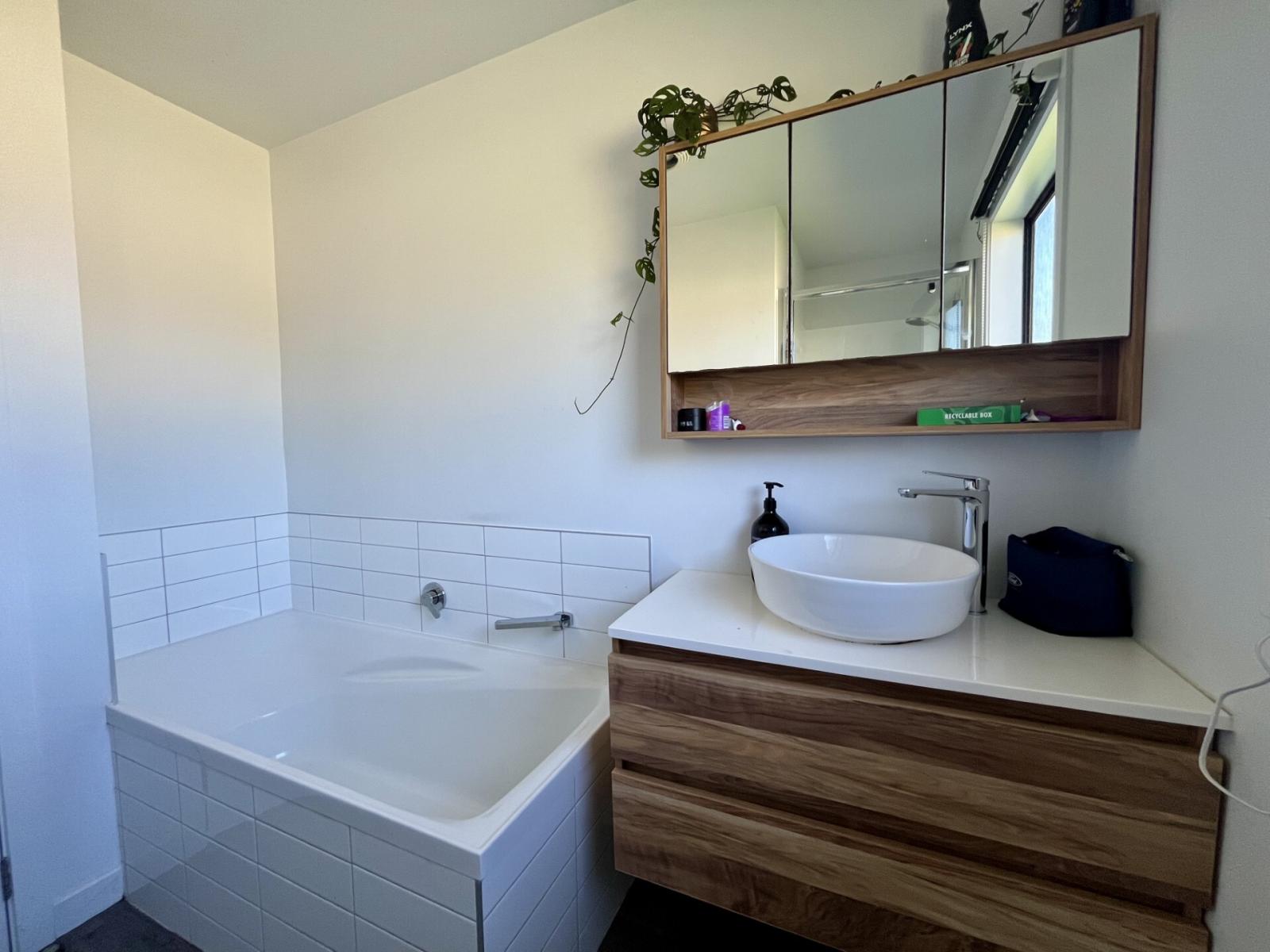 9 Menzies Street, Westport