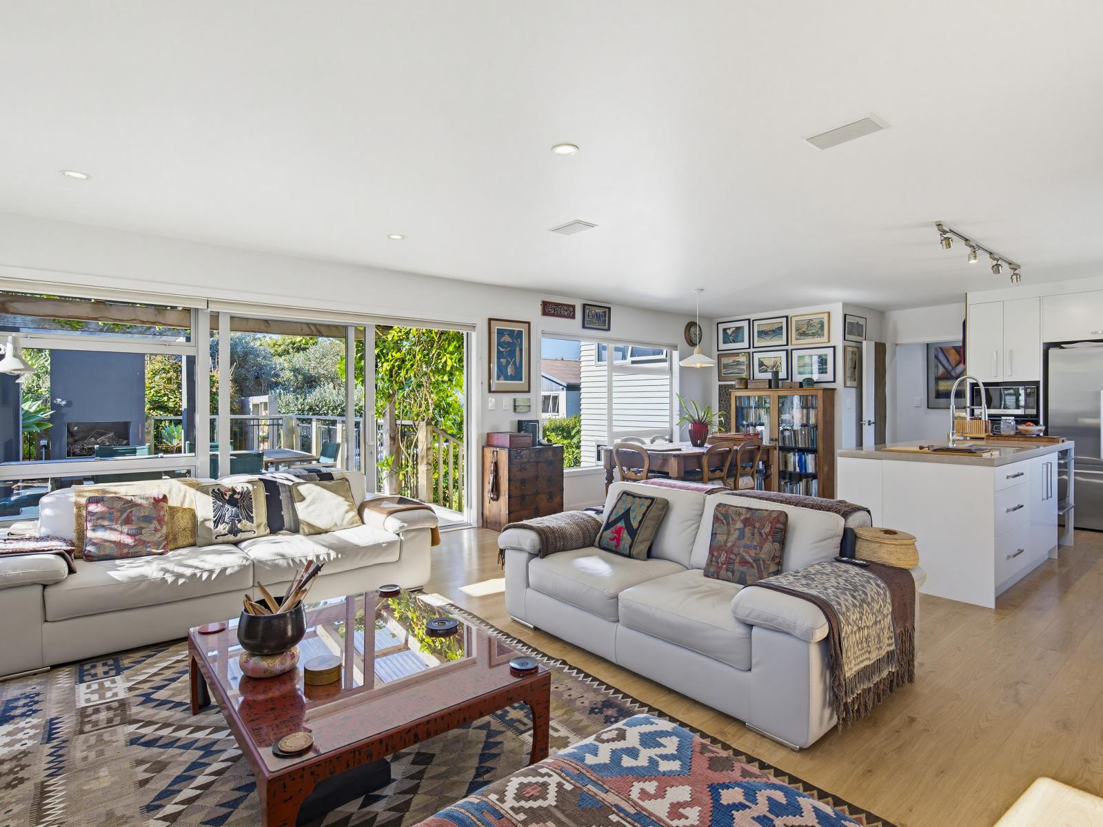 2 Tui Road, Raumati Beach