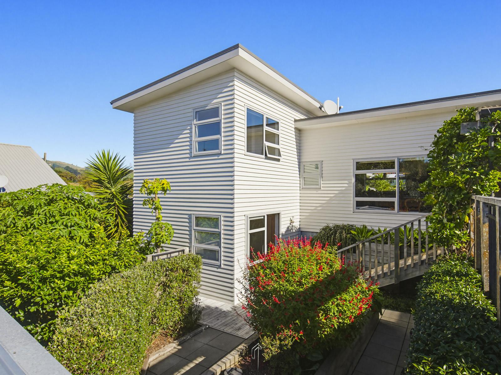 2 Tui Road, Raumati Beach
