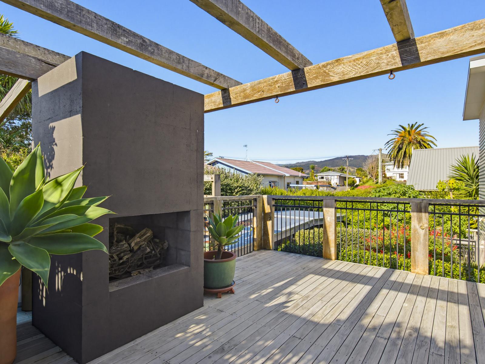 2 Tui Road, Raumati Beach