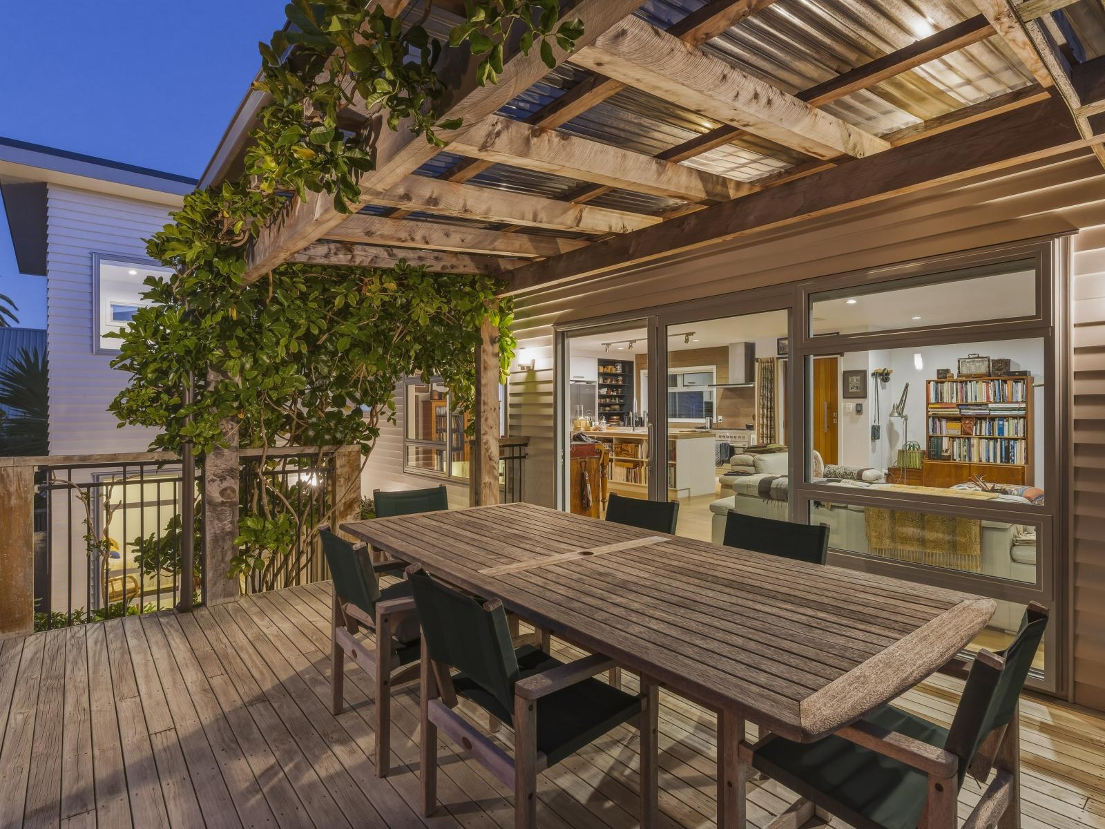 2 Tui Road, Raumati Beach