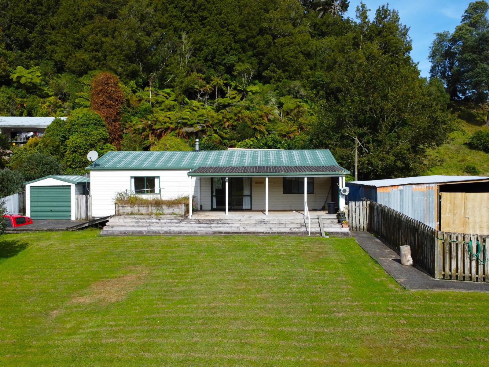 7 and 7A Kahu Street, Ohura