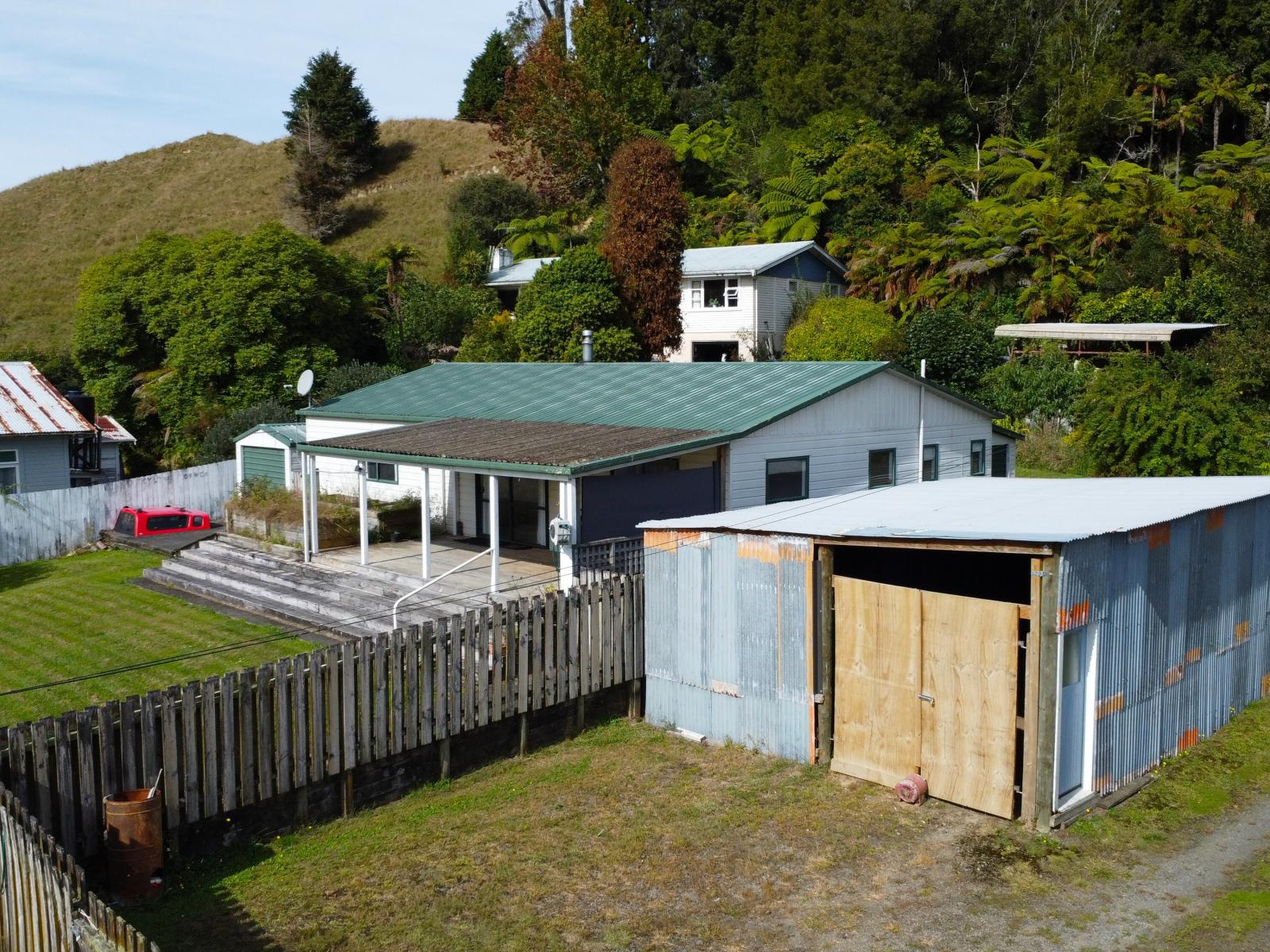 7 and 7A Kahu Street, Ohura
