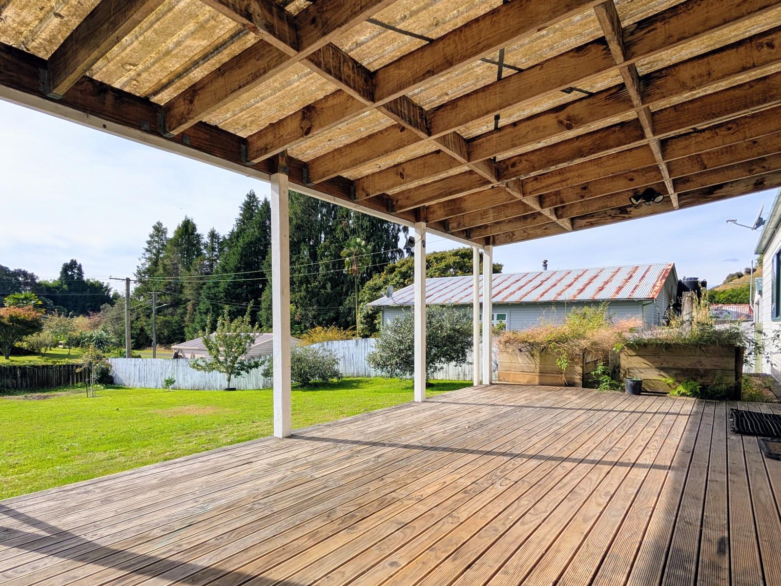 7 and 7A Kahu Street, Ohura