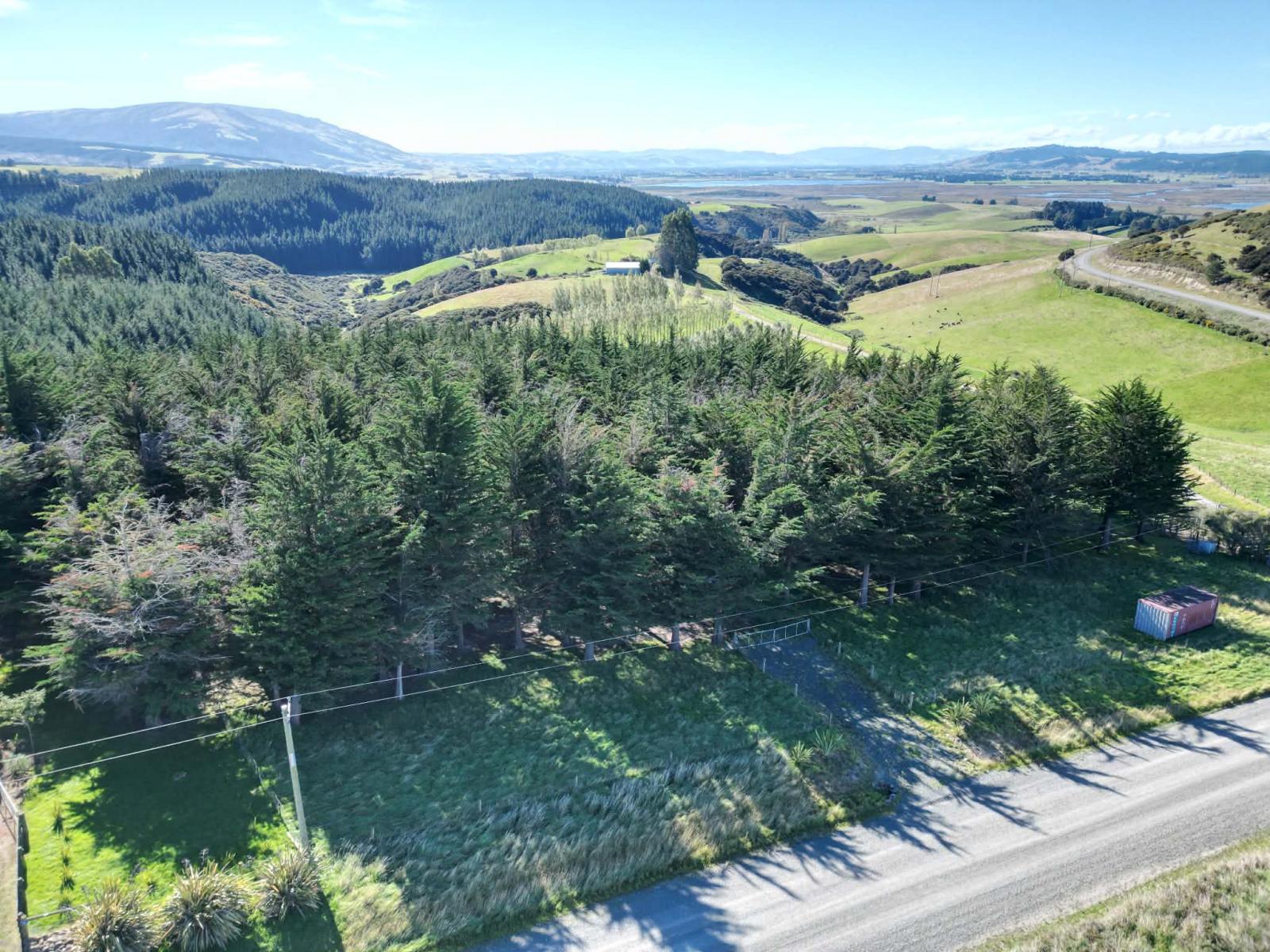 Waihola Hill Road, Clarendon