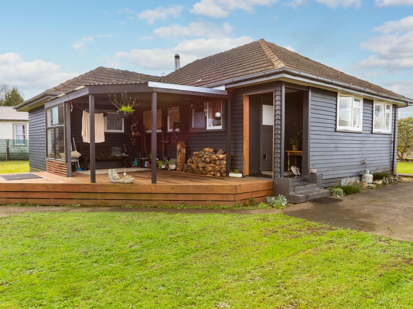 10 Christian Street, Dannevirke