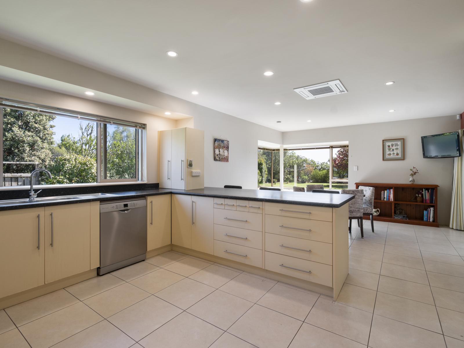 98 Polson Hill Drive, Aokautere