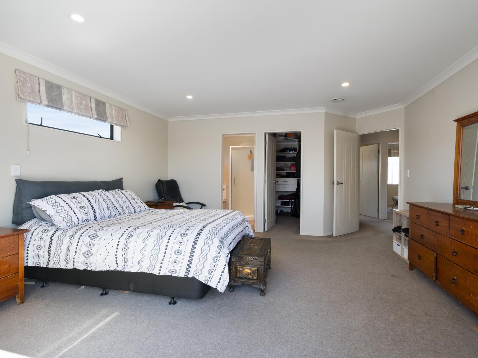 42 Peter Hall Drive, Kelvin Grove