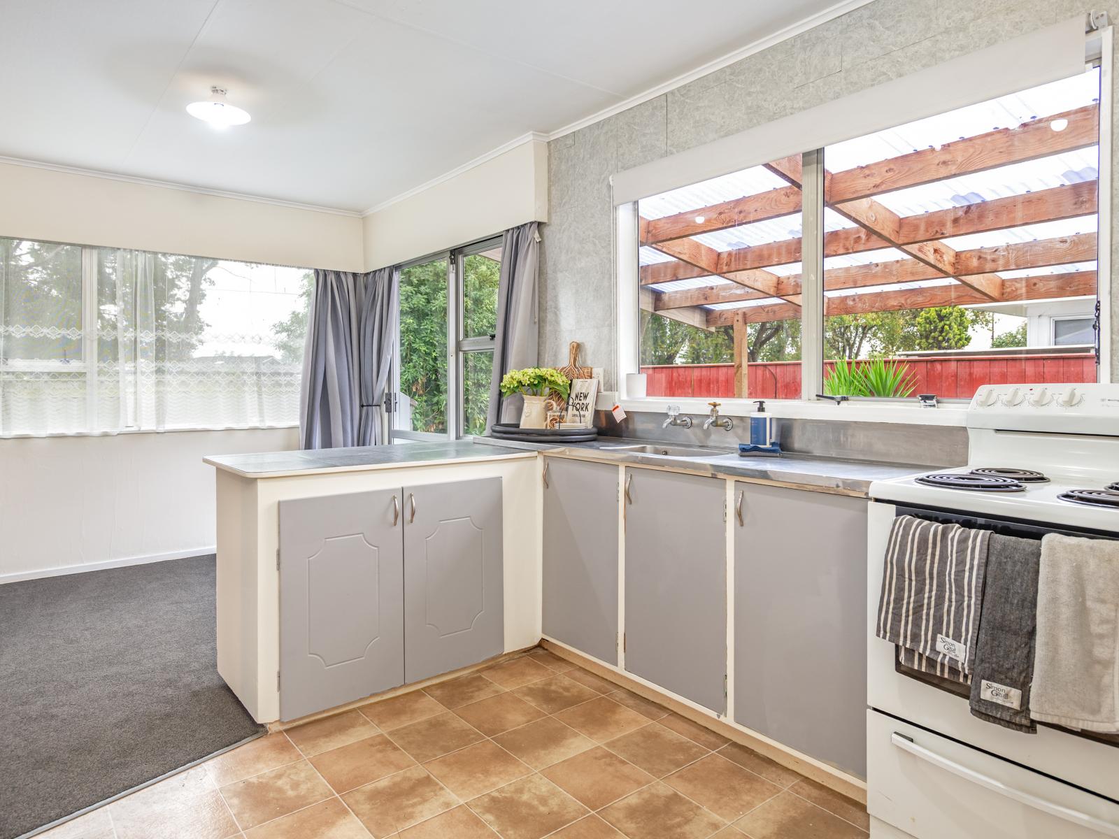 1 Cavendish Crescent, Awapuni