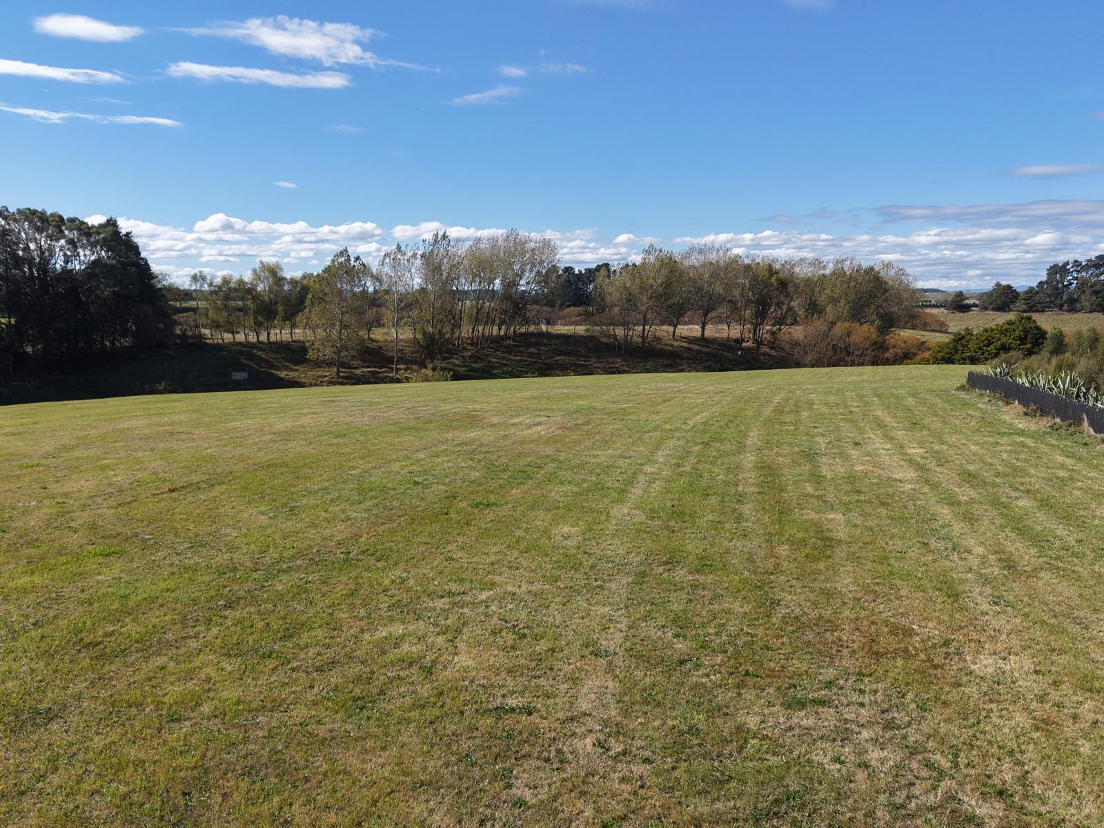 Te Rakehou Road, Feilding