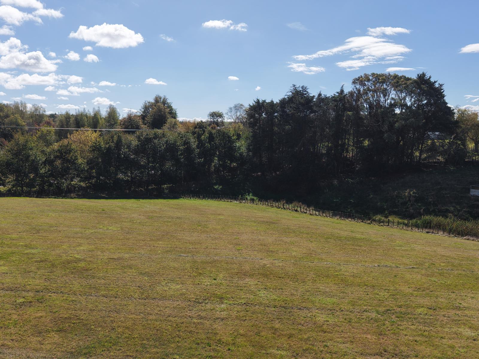 Te Rakehou Road, Feilding