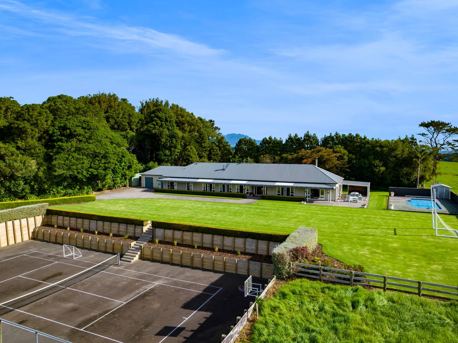 82 Clearview Road, Lepperton