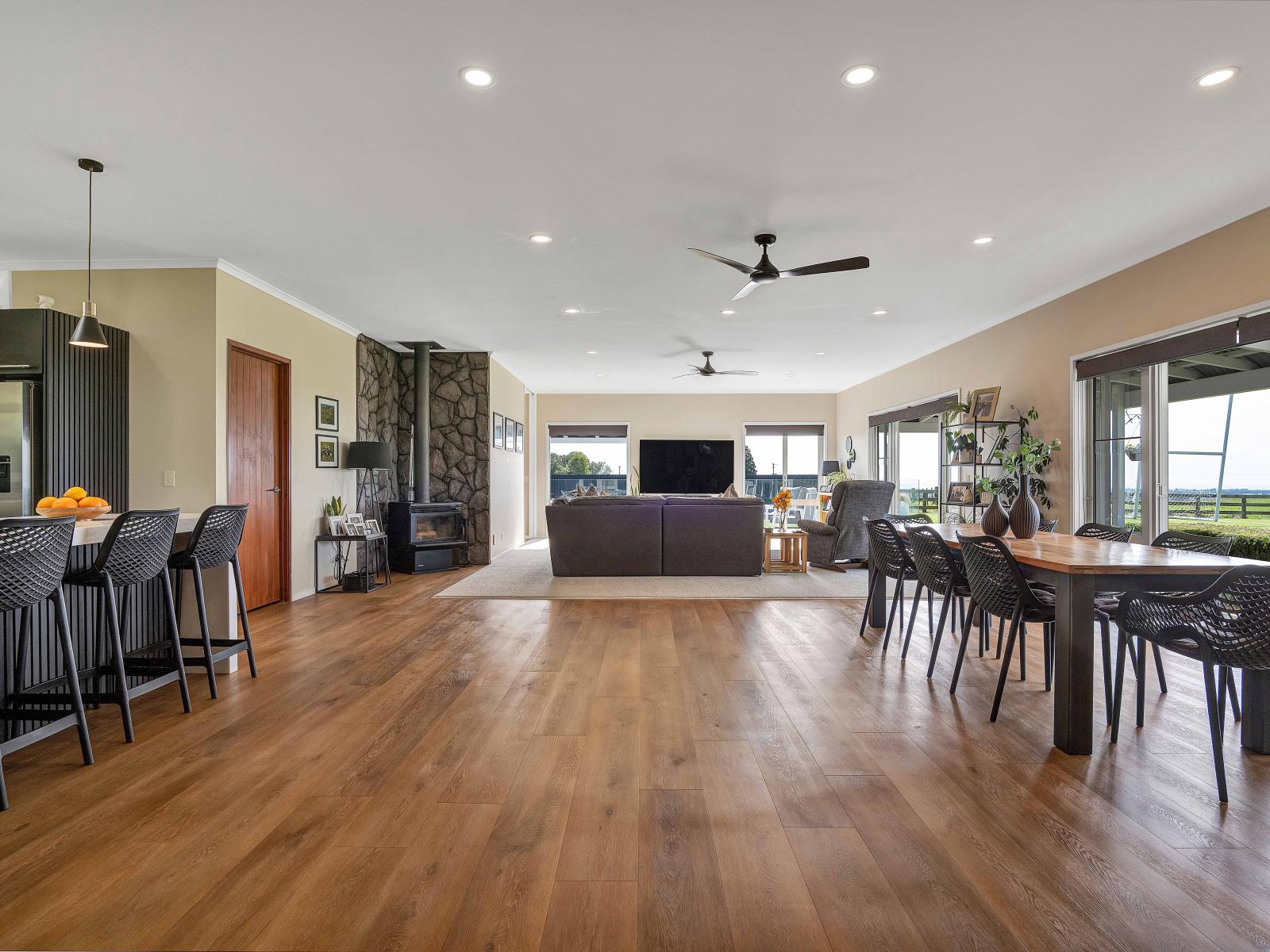 82 Clearview Road, Lepperton