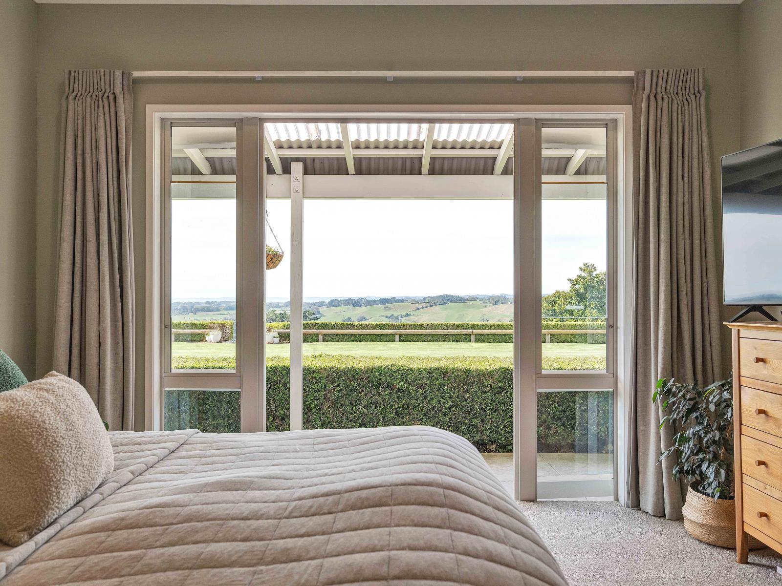 82 Clearview Road, Lepperton