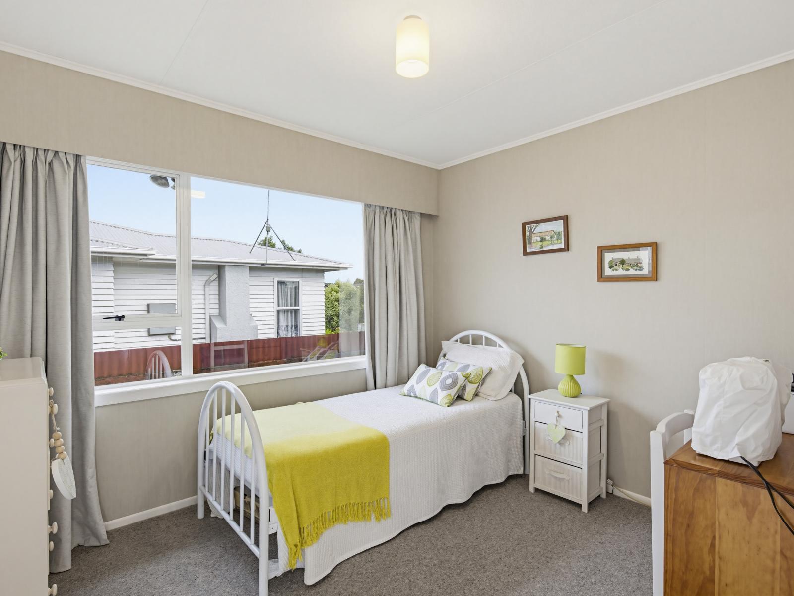 24 Featherston Street, Levin