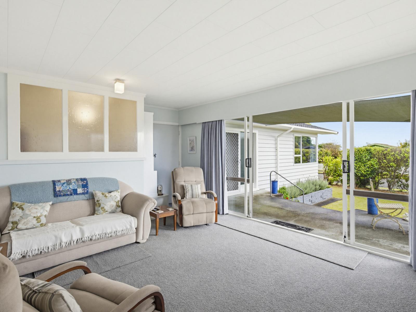 24 Featherston Street, Levin