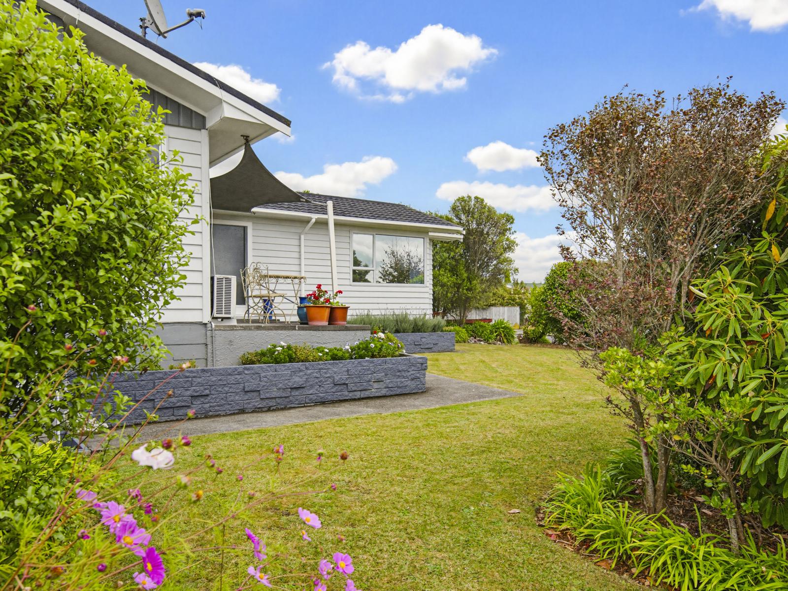 24 Featherston Street, Levin