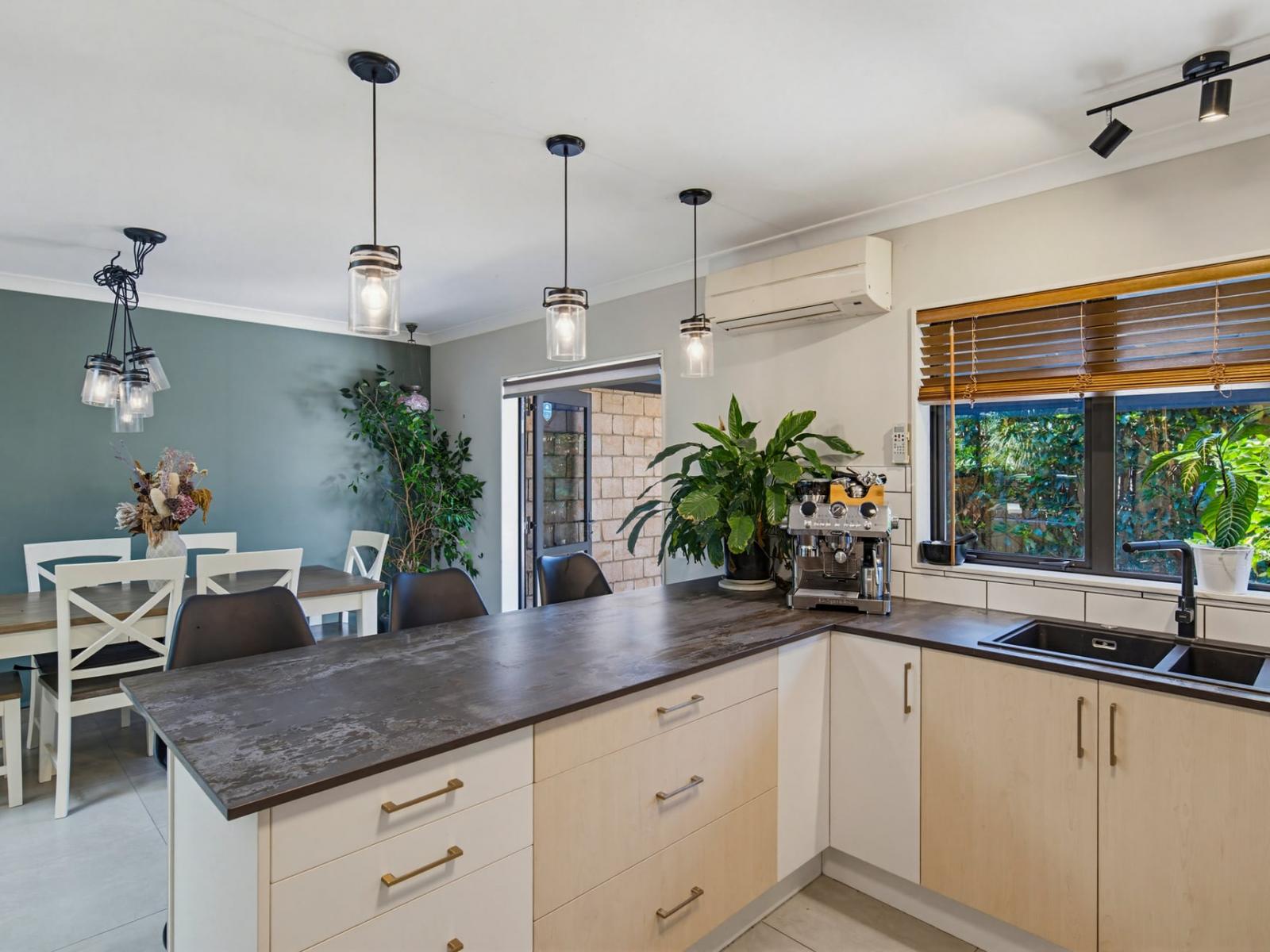 14 Consort Close, Paraparaumu Beach