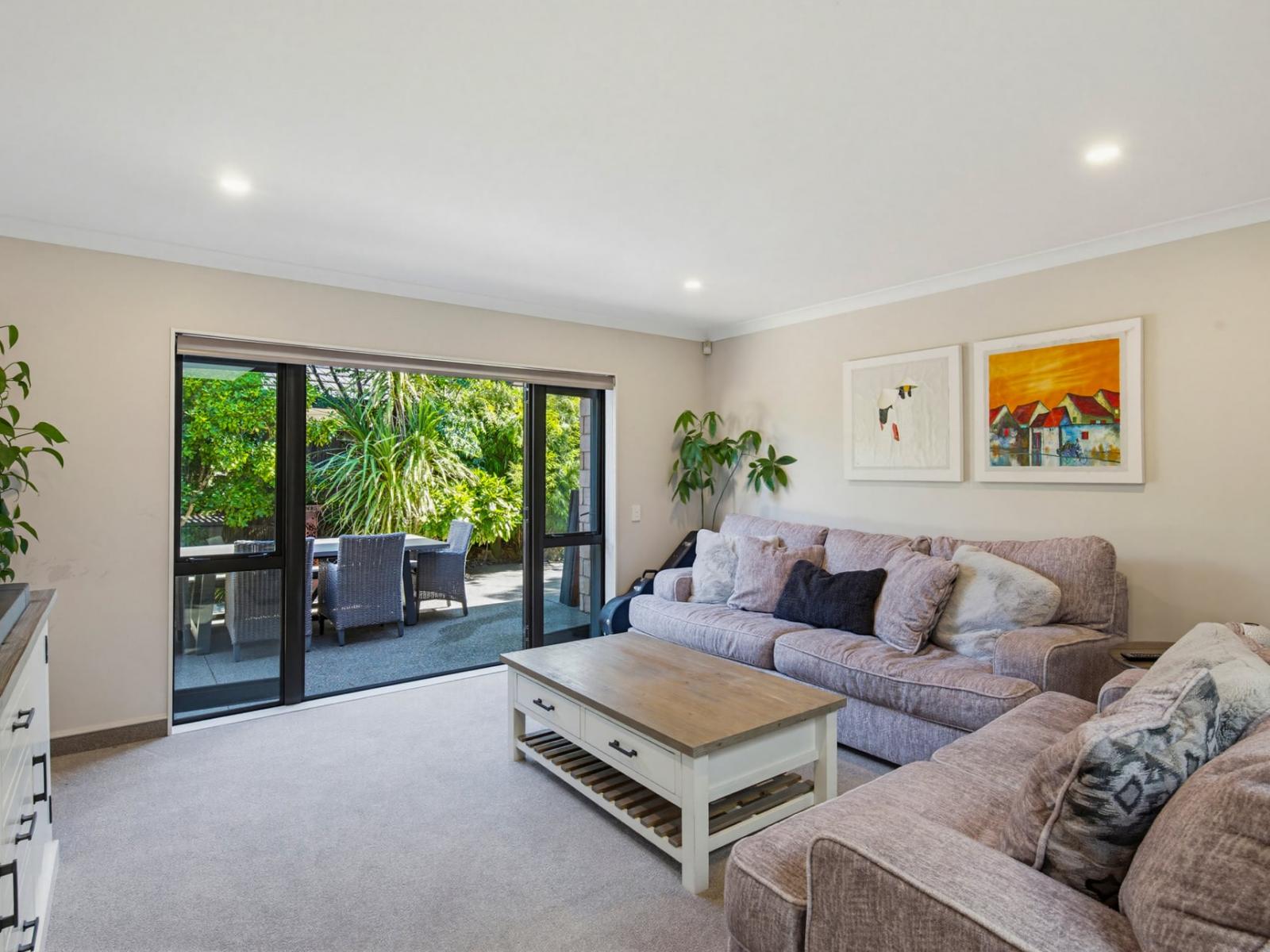 14 Consort Close, Paraparaumu Beach