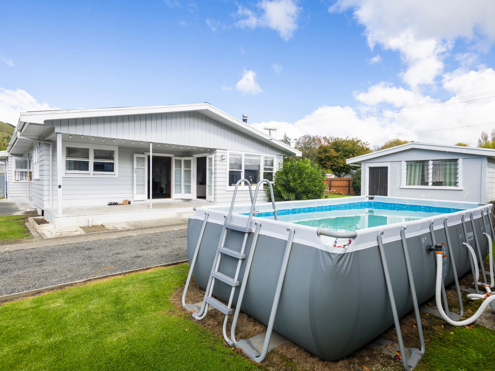 28 Cliff Road, Te Karaka