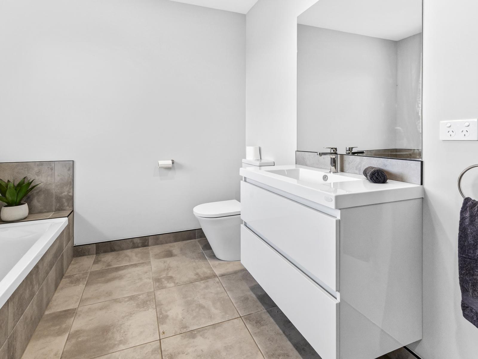 194 Lake Road, Okoroire