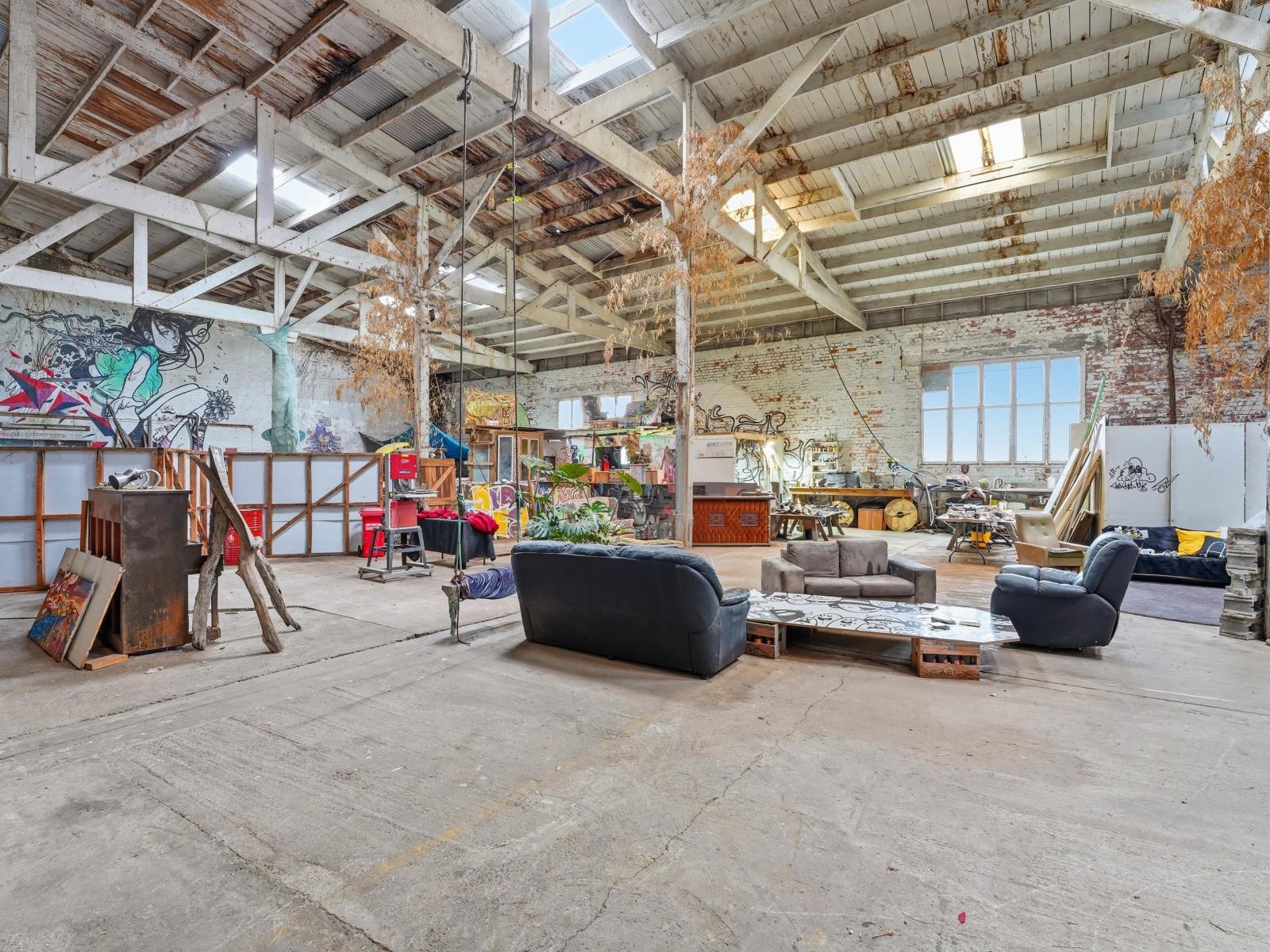 42 Bedford Avenue, Gonville