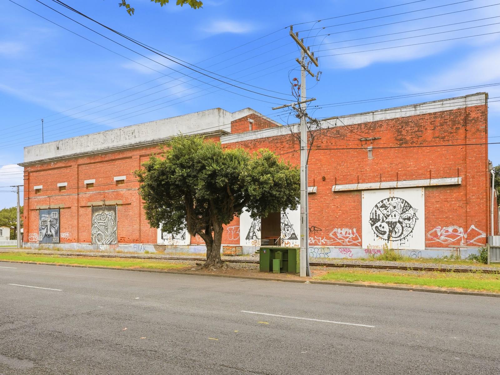 42 Bedford Avenue, Gonville