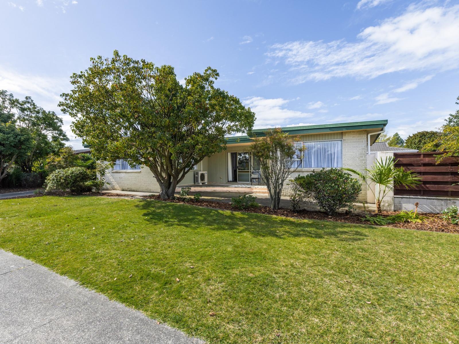 34 Konini Crescent, Pirimai