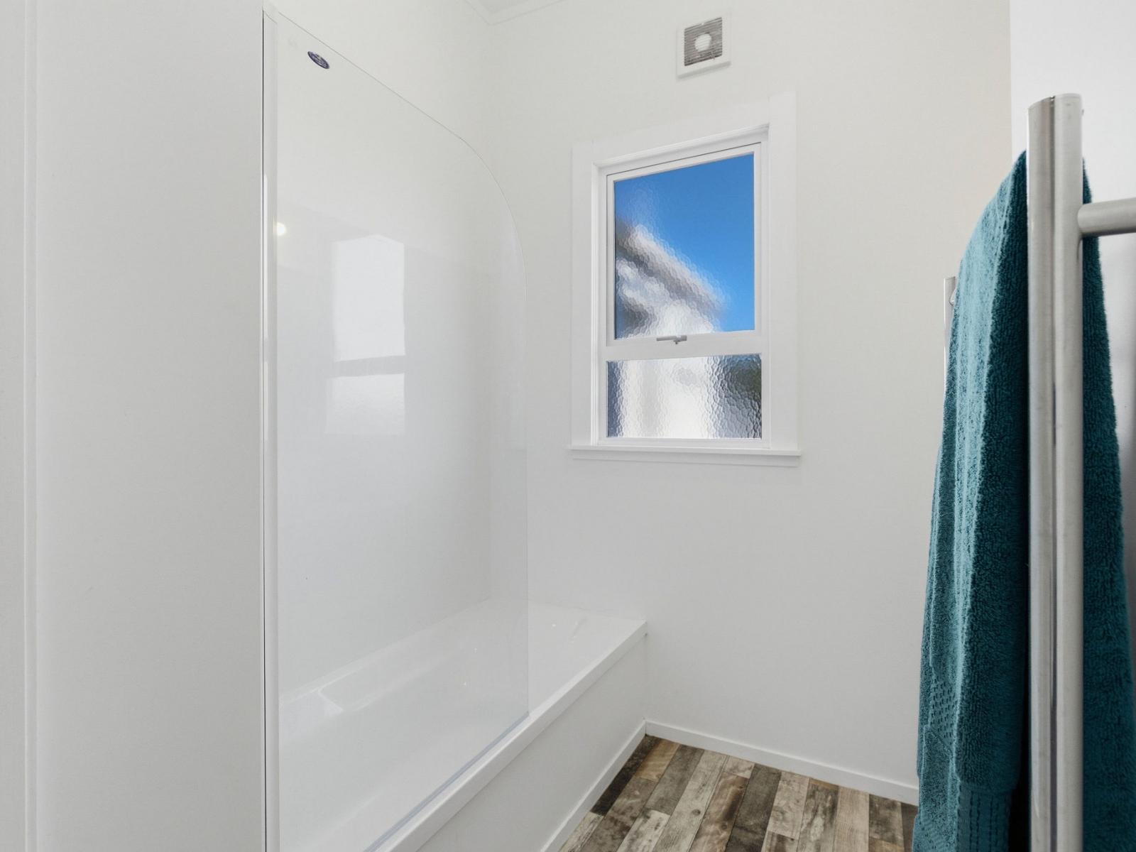 8 White Street, Whanganui East