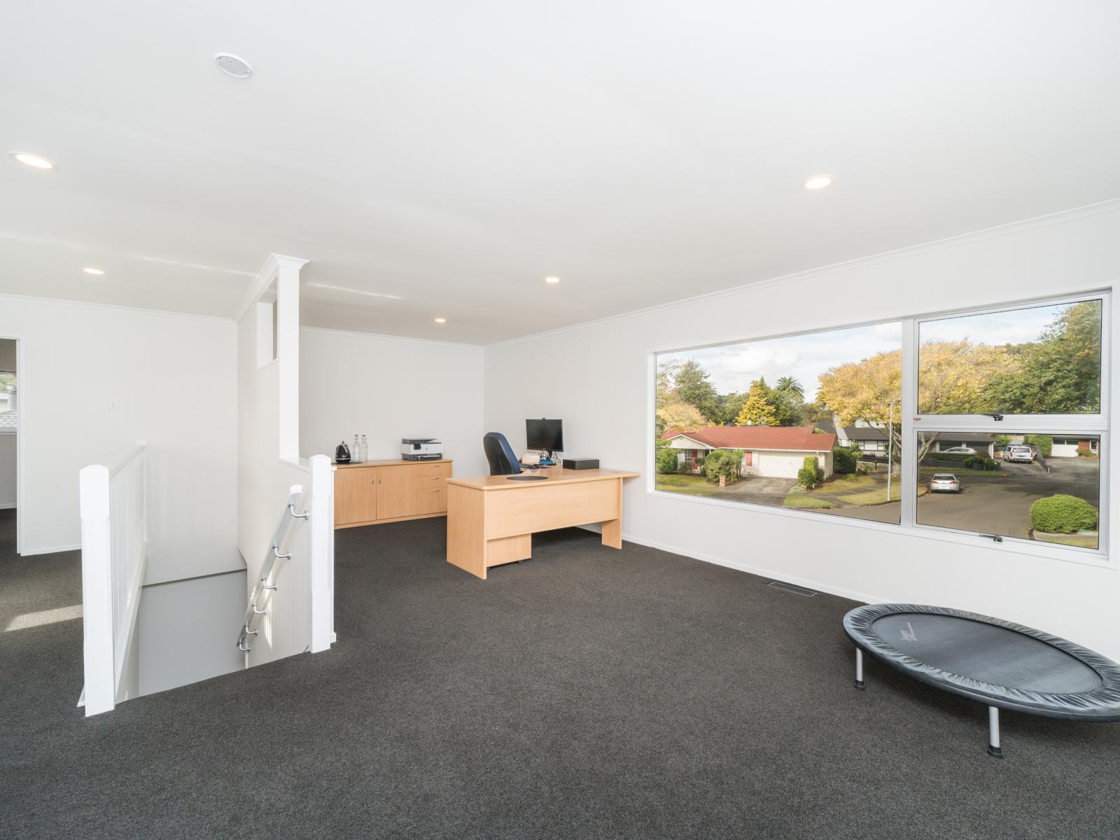 8 Aintree Crescent, Awapuni