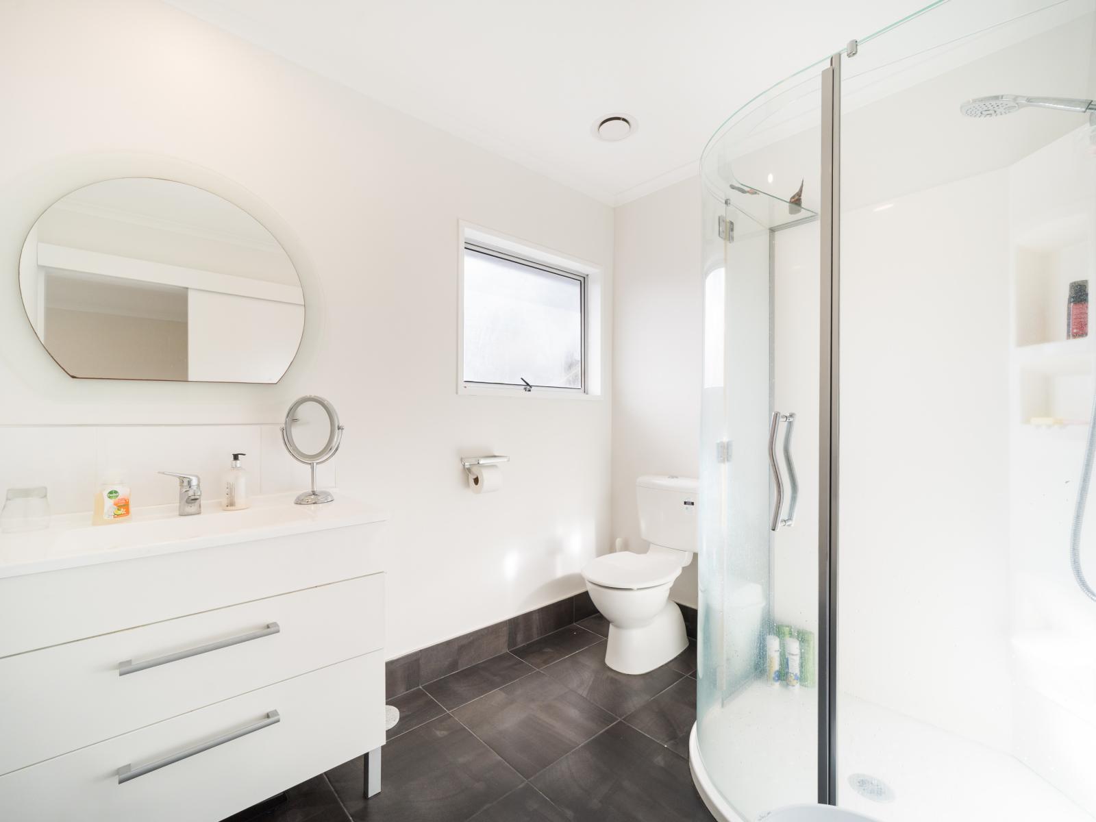 8 Aintree Crescent, Awapuni