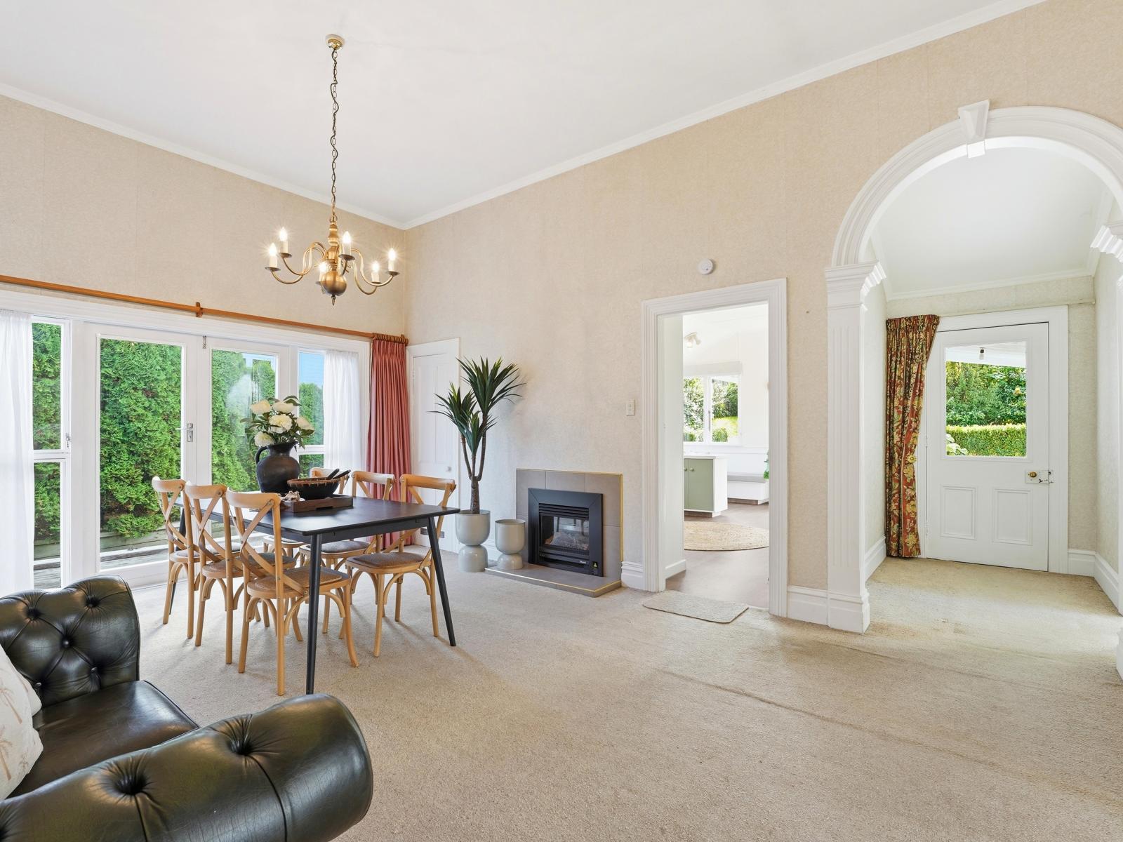 80 Great North Road, St Johns Hill