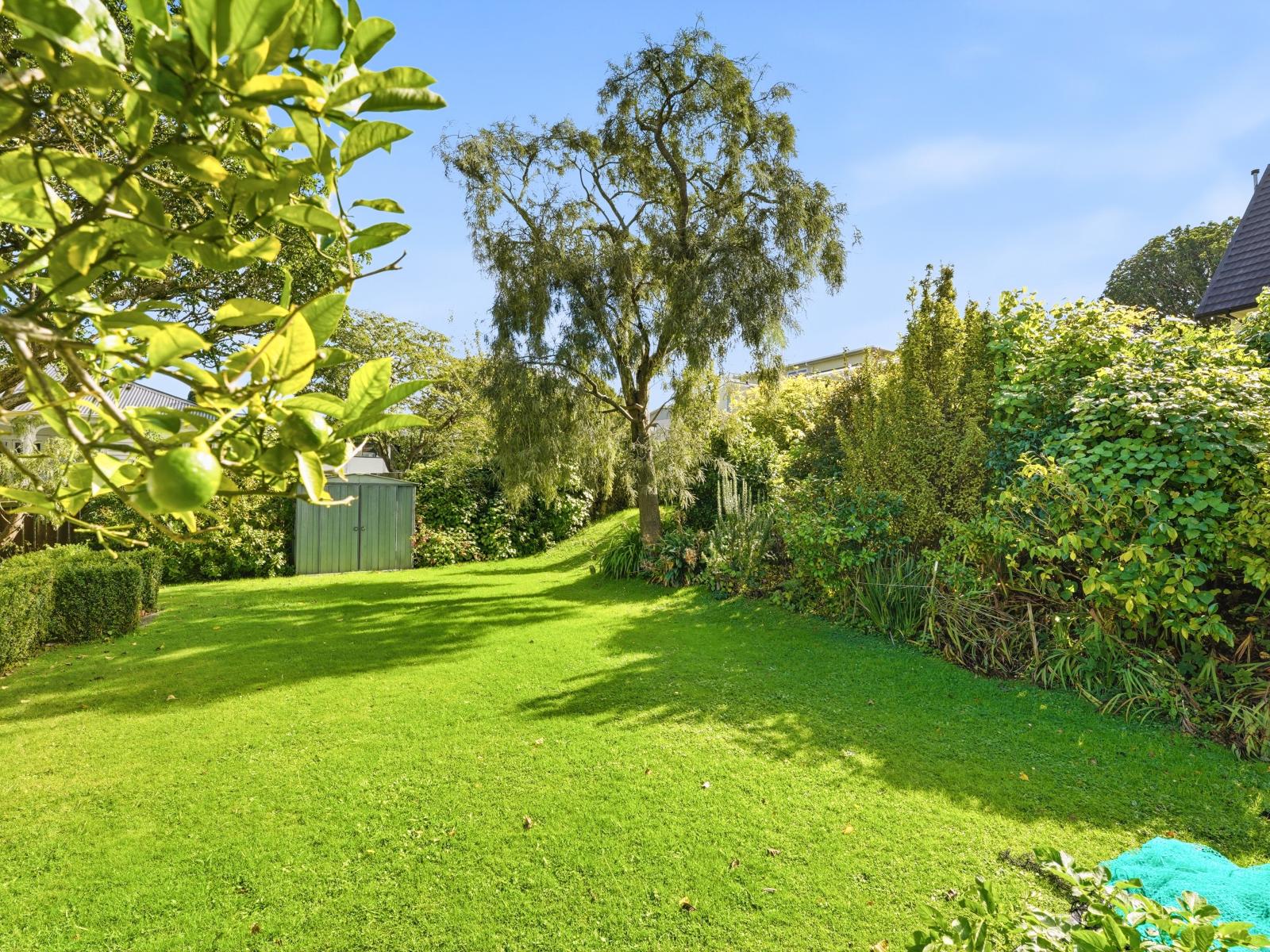 80 Great North Road, St Johns Hill