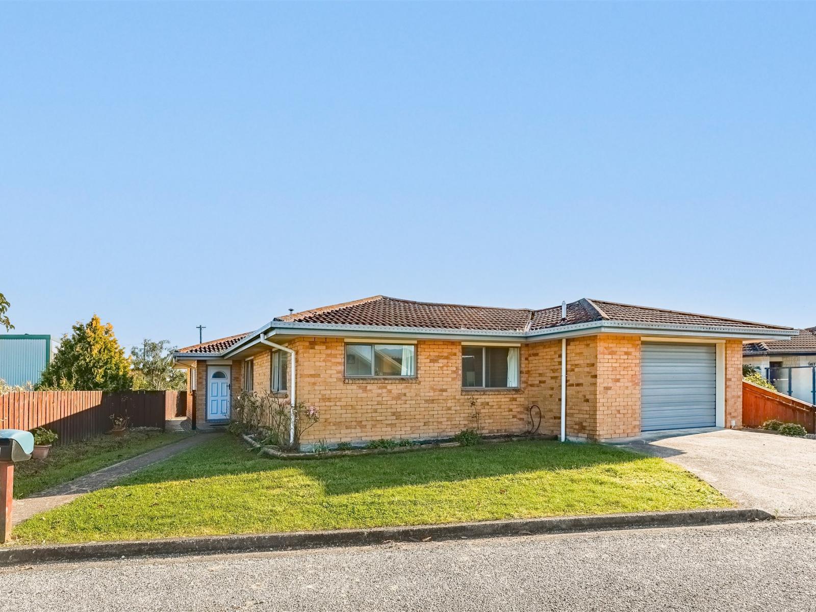 1 Rochfort Place, Westport