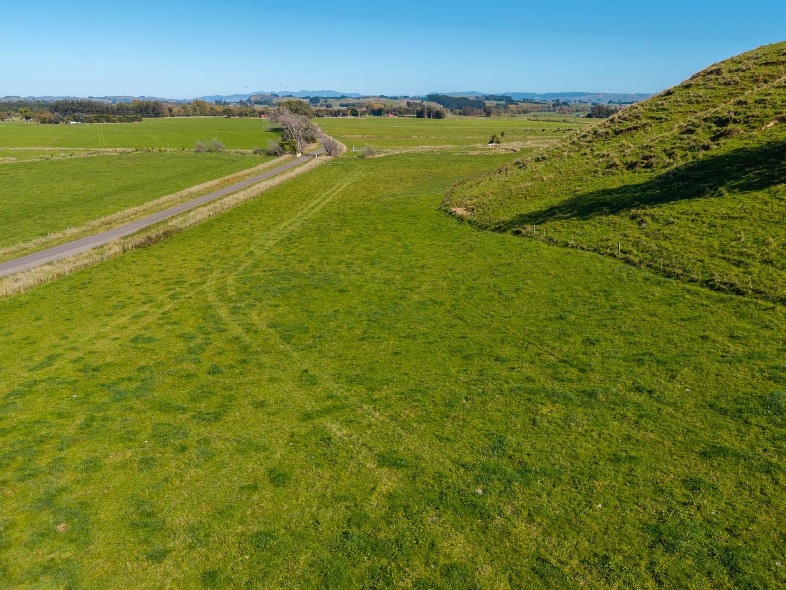 Range Road, Woodville