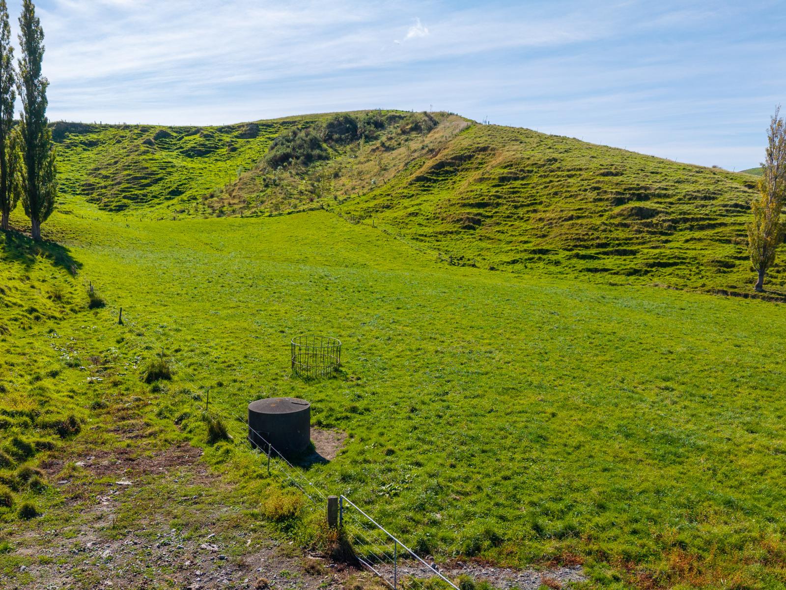 Range Road, Woodville