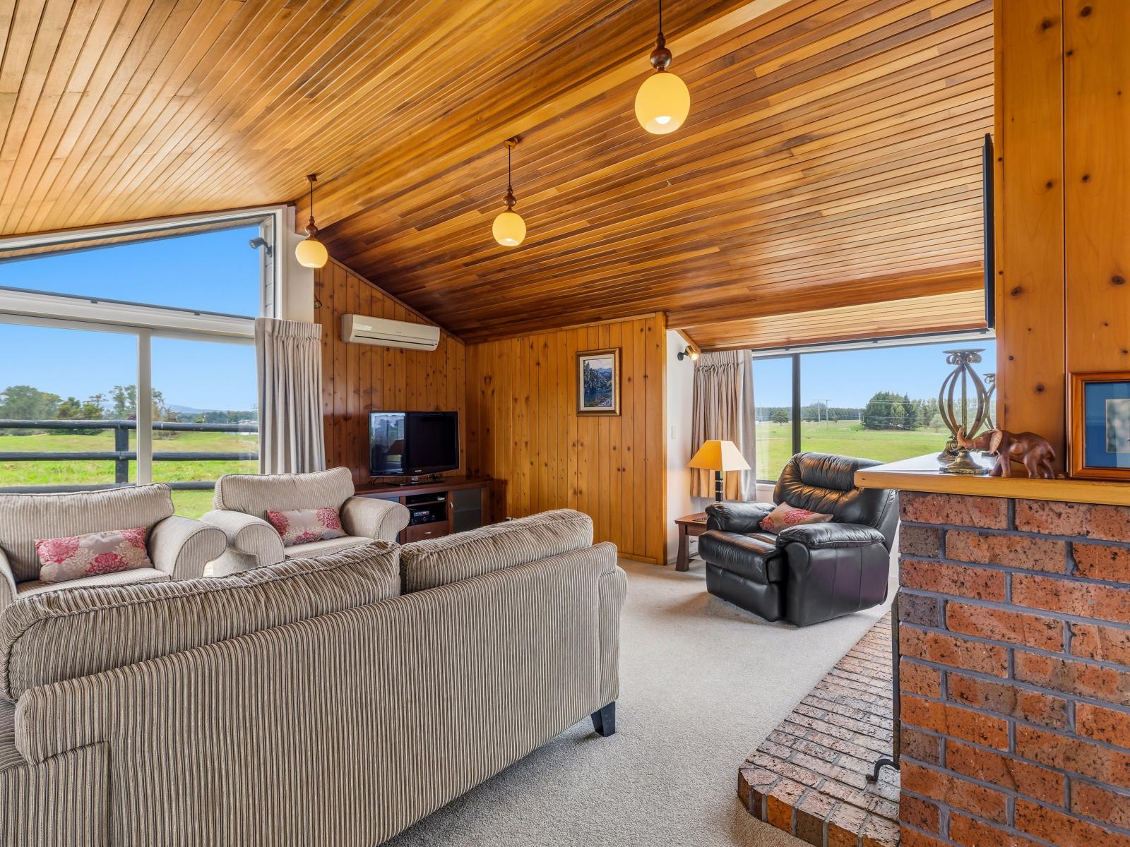 44 and 47 Waianiwa Place, Tokoroa