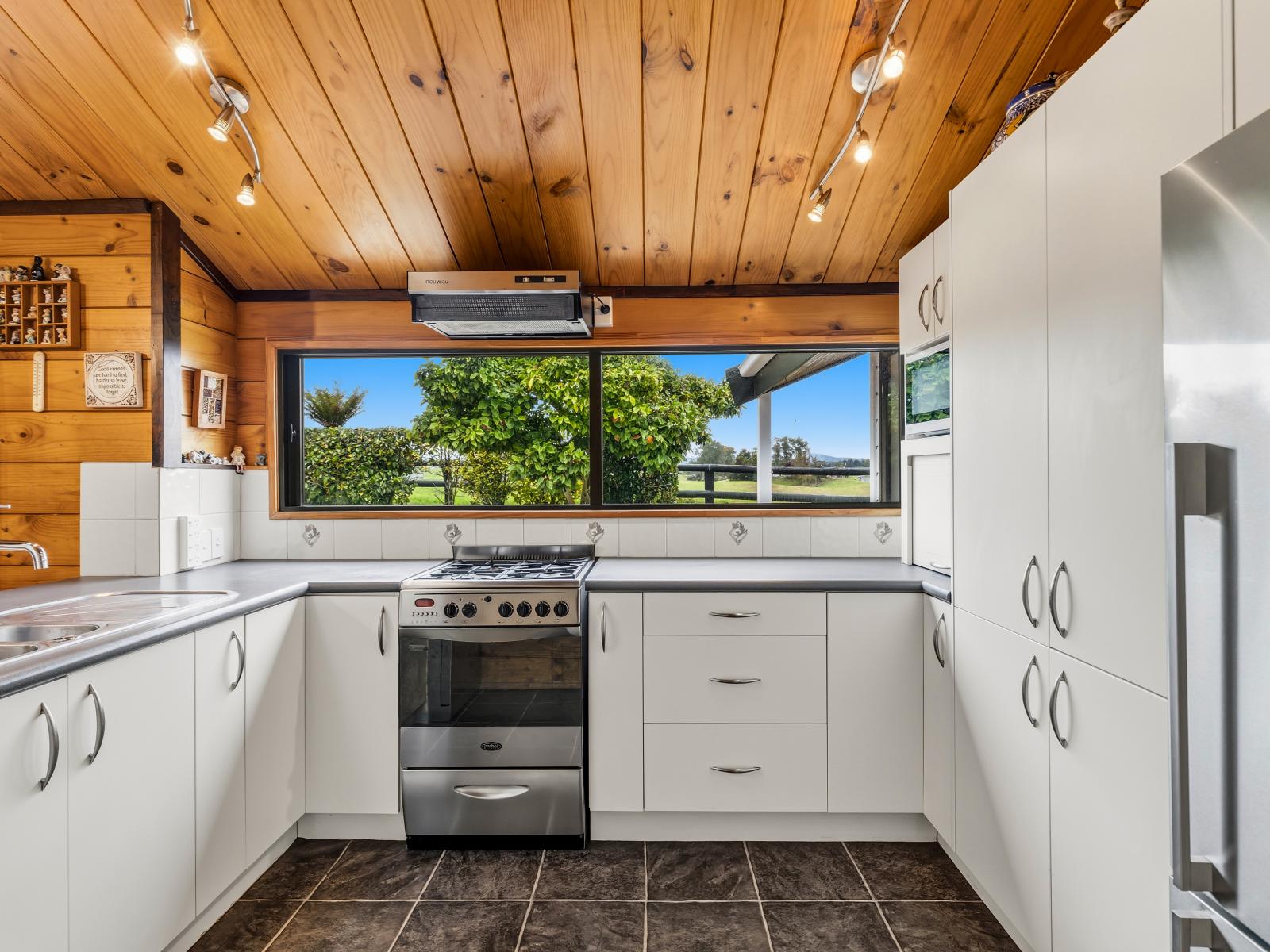 44 and 47 Waianiwa Place, Tokoroa