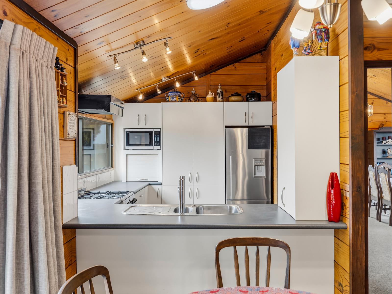 44 and 47 Waianiwa Place, Tokoroa