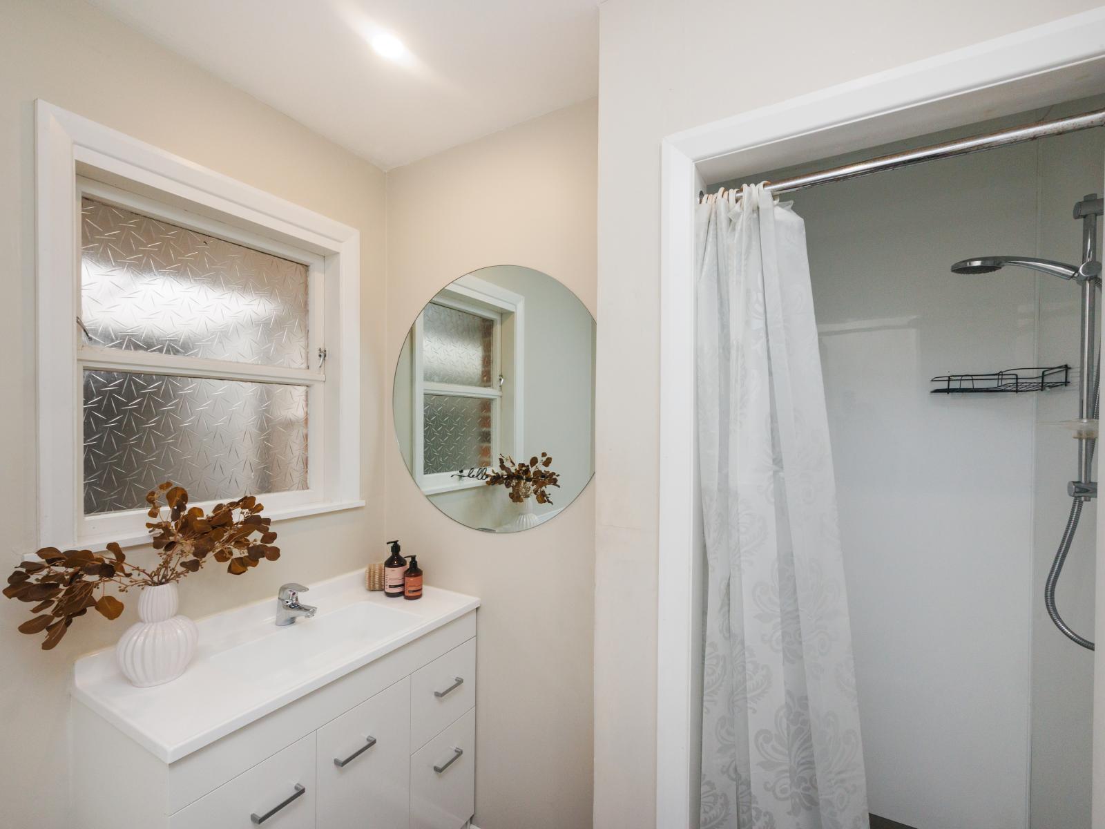 5 Sutherland Crescent, Westbrook