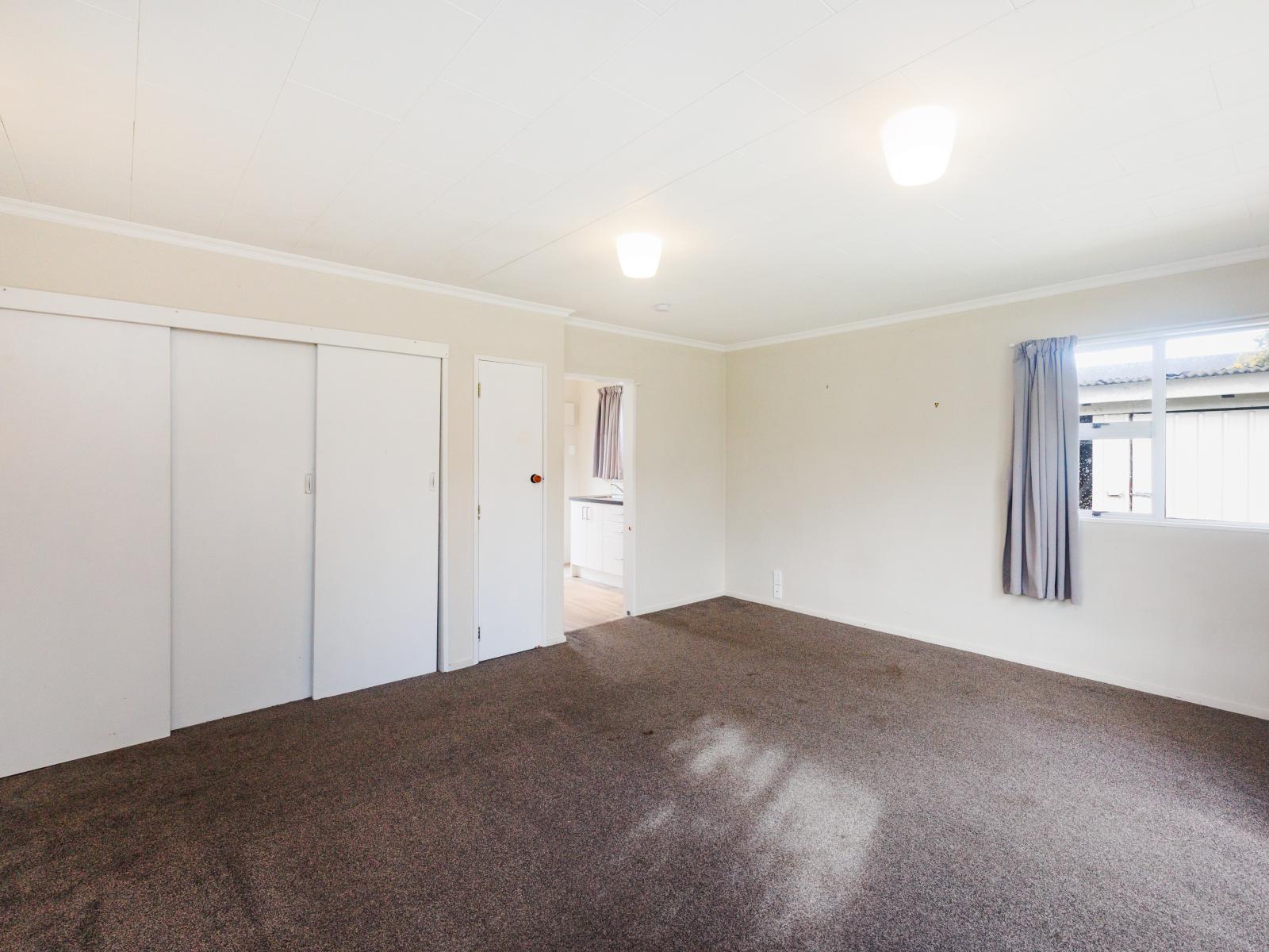 5 Sutherland Crescent, Westbrook