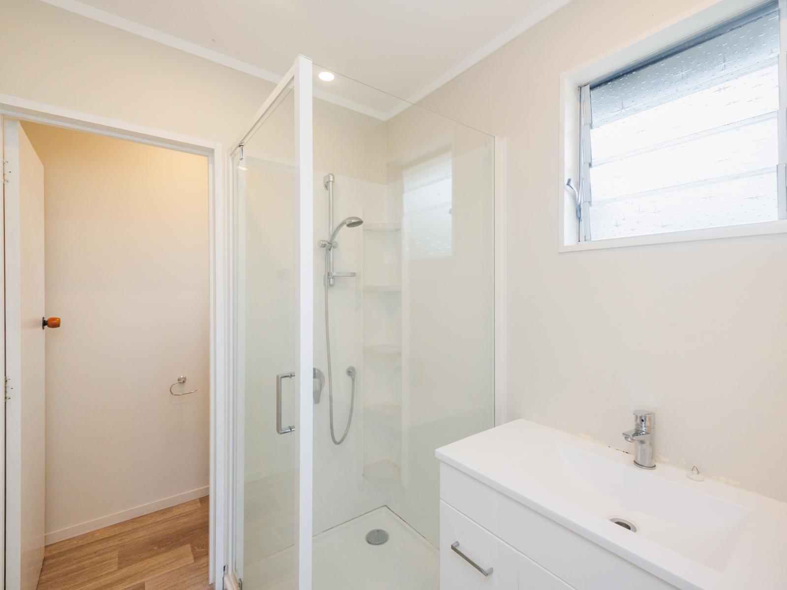 5 Sutherland Crescent, Westbrook