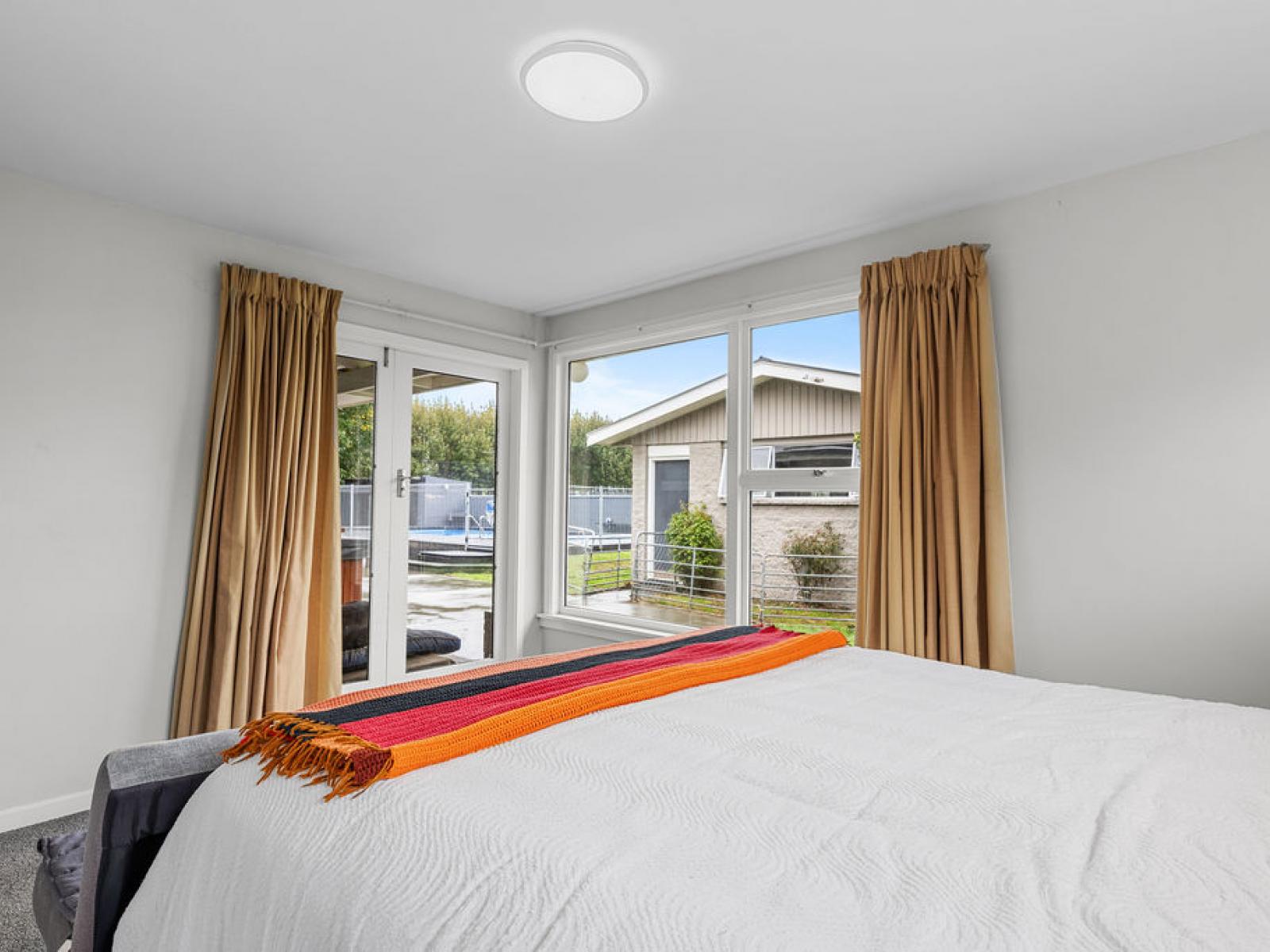 400 Racecourse Road, Allenton