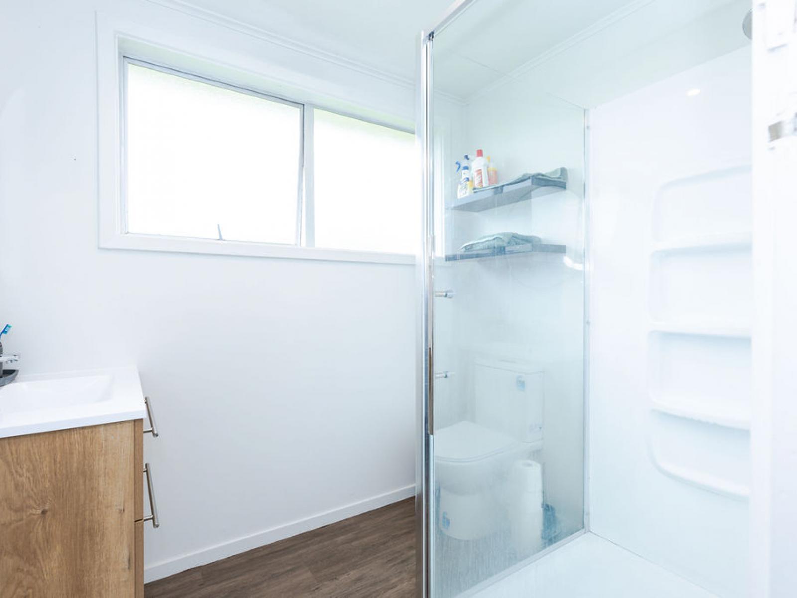 400 Racecourse Road, Allenton